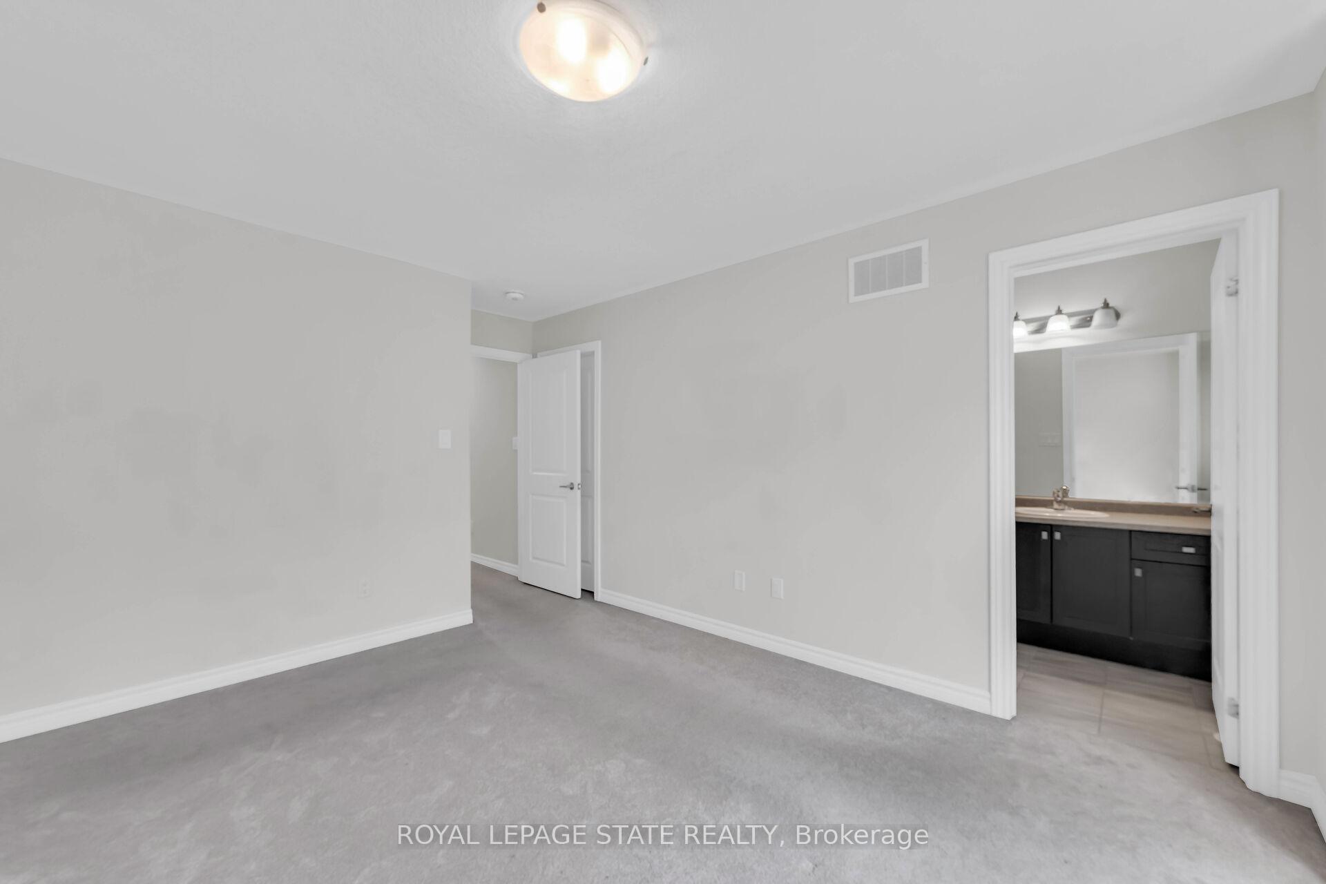 Photo 22 of 135 Borers Creek Circle, Hamilton, Waterdown — HOMEH
