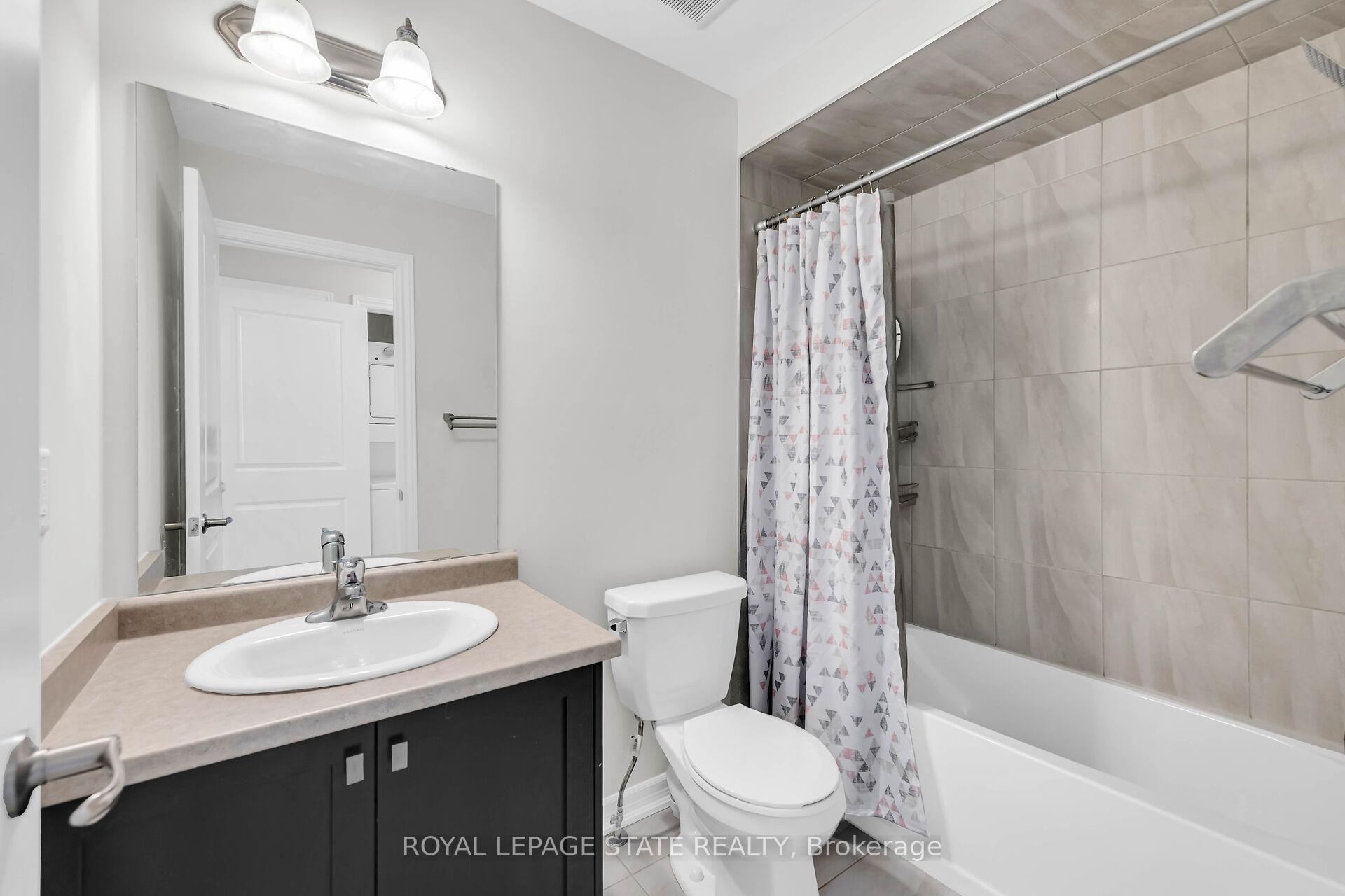 Photo 25 of 135 Borers Creek Circle, Hamilton, Waterdown — HOMEH