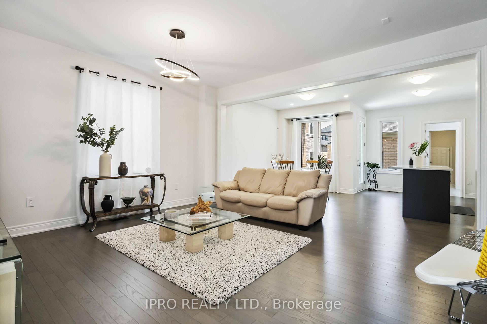 Photo 5 of 12 Fred Lablanc Drive, Markham, Cornell — HOMEH