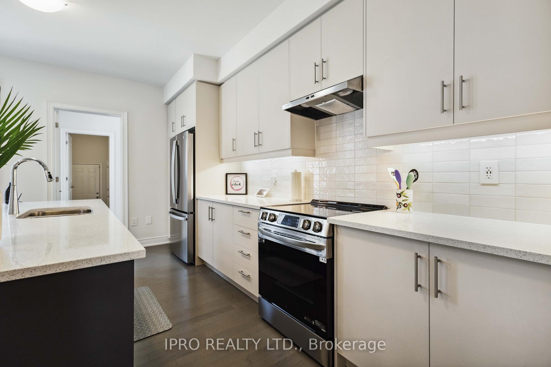 Photo 10 of 12 Fred Lablanc Drive, Markham, Cornell — HOMEH