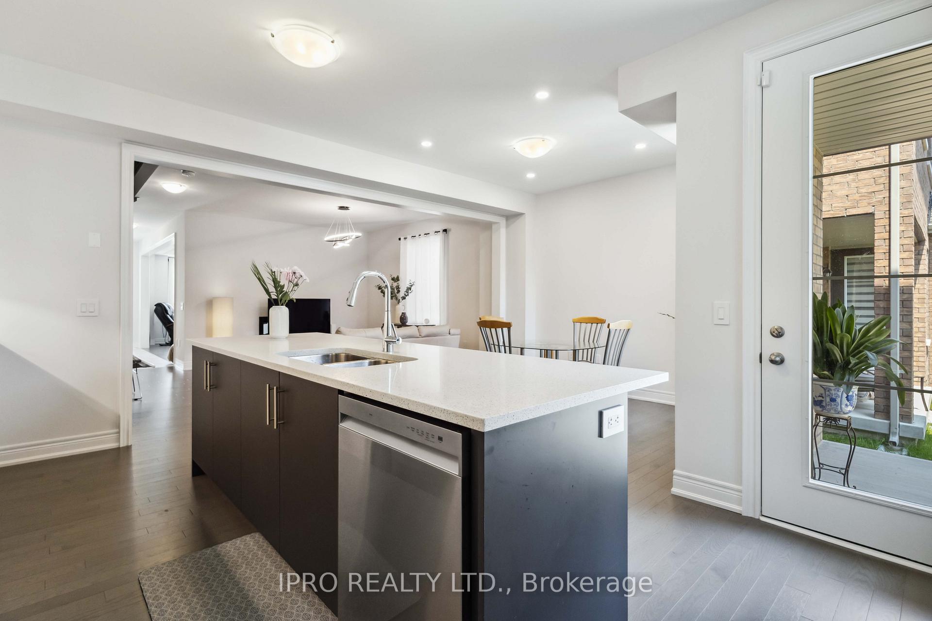 Photo 11 of 12 Fred Lablanc Drive, Markham, Cornell — HOMEH