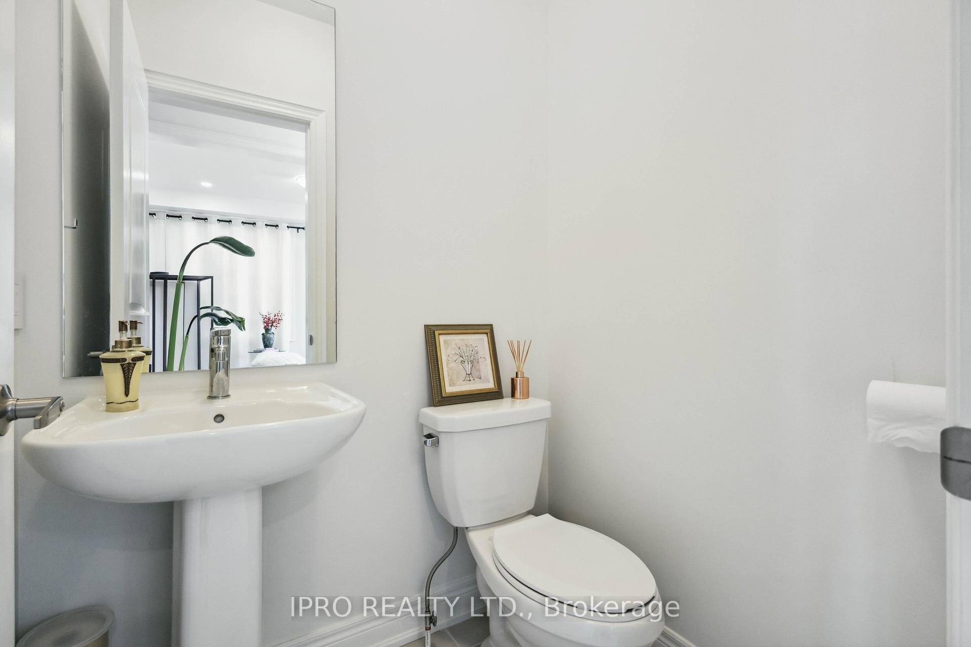Photo 16 of 12 Fred Lablanc Drive, Markham, Cornell — HOMEH
