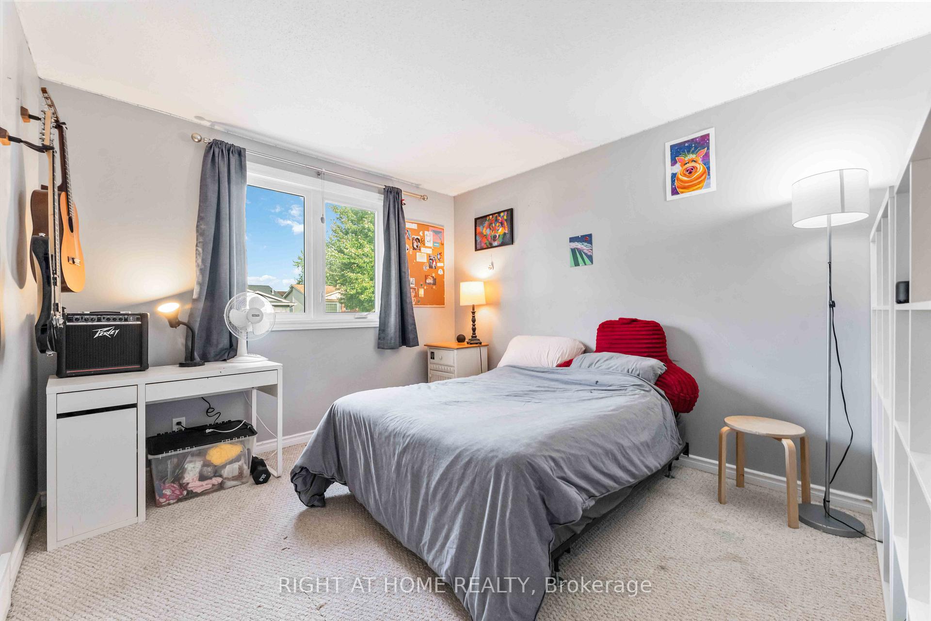 Photo 15 of 8 Stable Way, Ottawa, Kanata - Bridlewood — HOMEH
