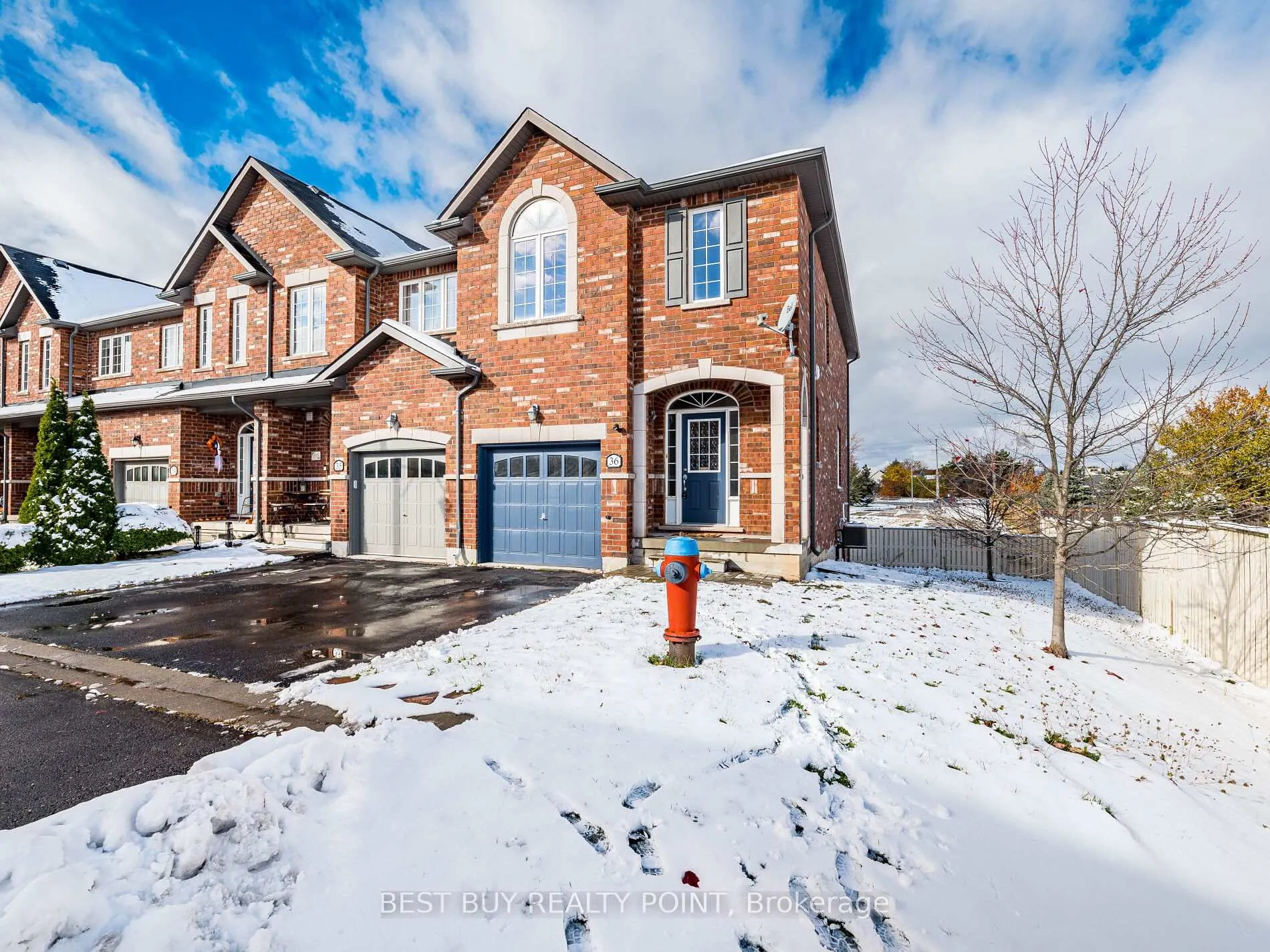 Photo 3 of Unit 36, 651 Farmstead Drive E, Milton, Willmott — HOMEH