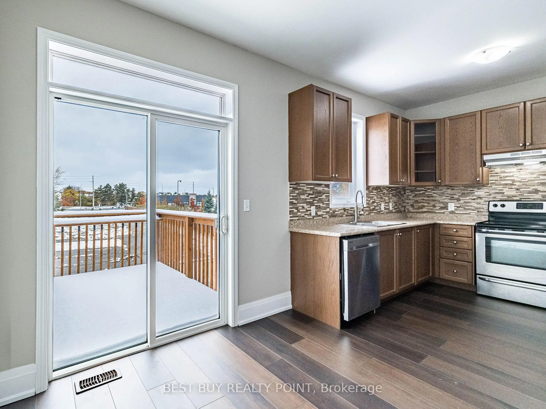 Photo 13 of Unit 36, 651 Farmstead Drive E, Milton, Willmott — HOMEH