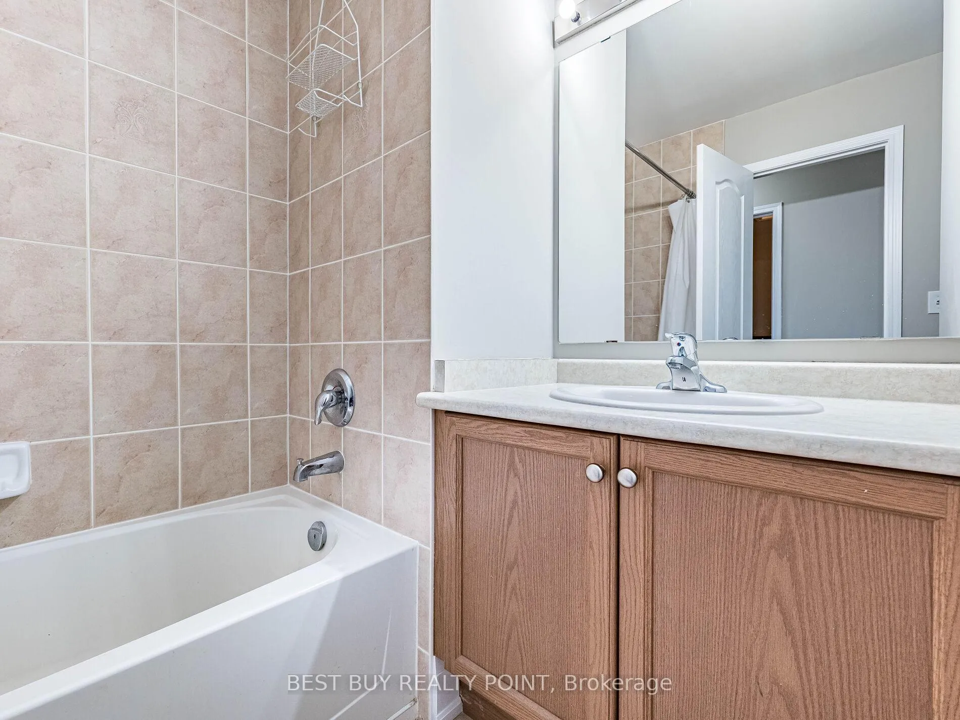 Photo 36 of Unit 36, 651 Farmstead Drive E, Milton, Willmott — HOMEH