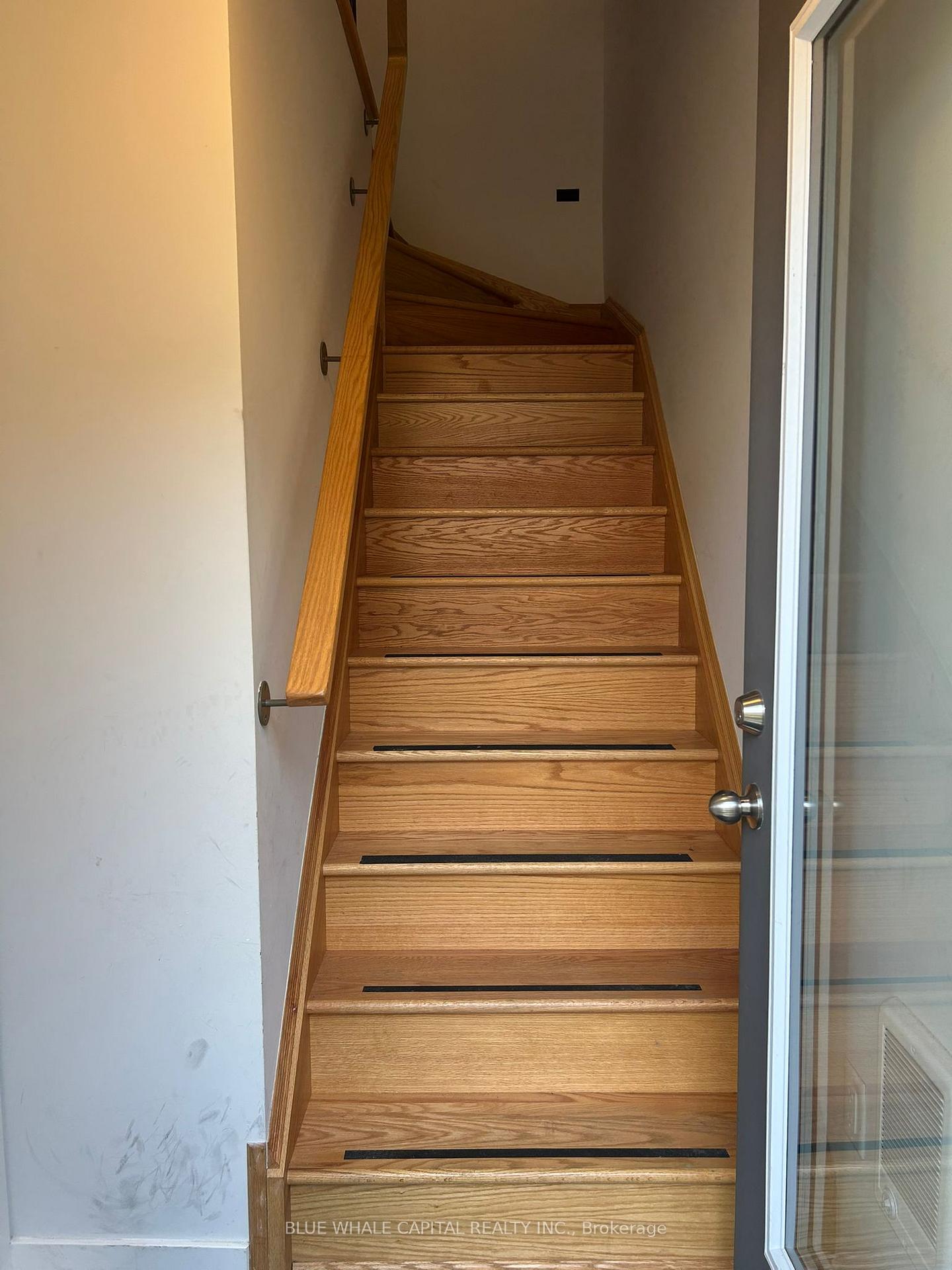 Photo 3 of Unit COACH HOUSE, 54 Rustle Woods Avenue, Markham, Cornell — HOMEH