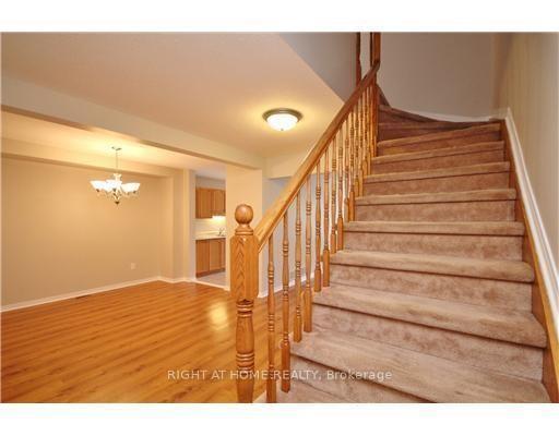 Photo 3 of 71 Peterson Place, Ottawa, Kanata - Katimavik — HOMEH