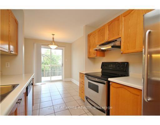Photo 8 of 71 Peterson Place, Ottawa, Kanata - Katimavik — HOMEH