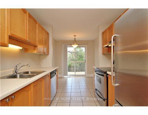 Photo 9 of 71 Peterson Place, Ottawa, Kanata - Katimavik — HOMEH