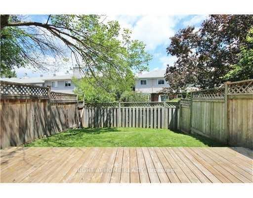 Photo 18 of 71 Peterson Place, Ottawa, Kanata - Katimavik — HOMEH