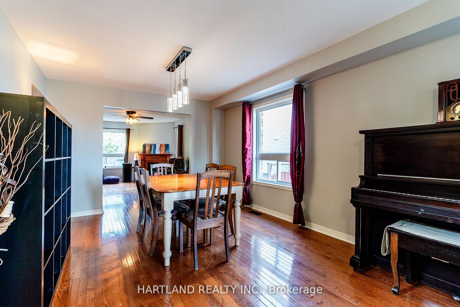 Photo 4 of 1236 Fox Hill Street, Innisfil, Alcona — HOMEH