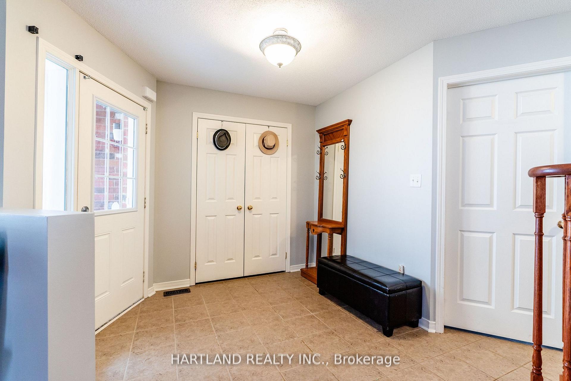 Photo 8 of 1236 Fox Hill Street, Innisfil, Alcona — HOMEH