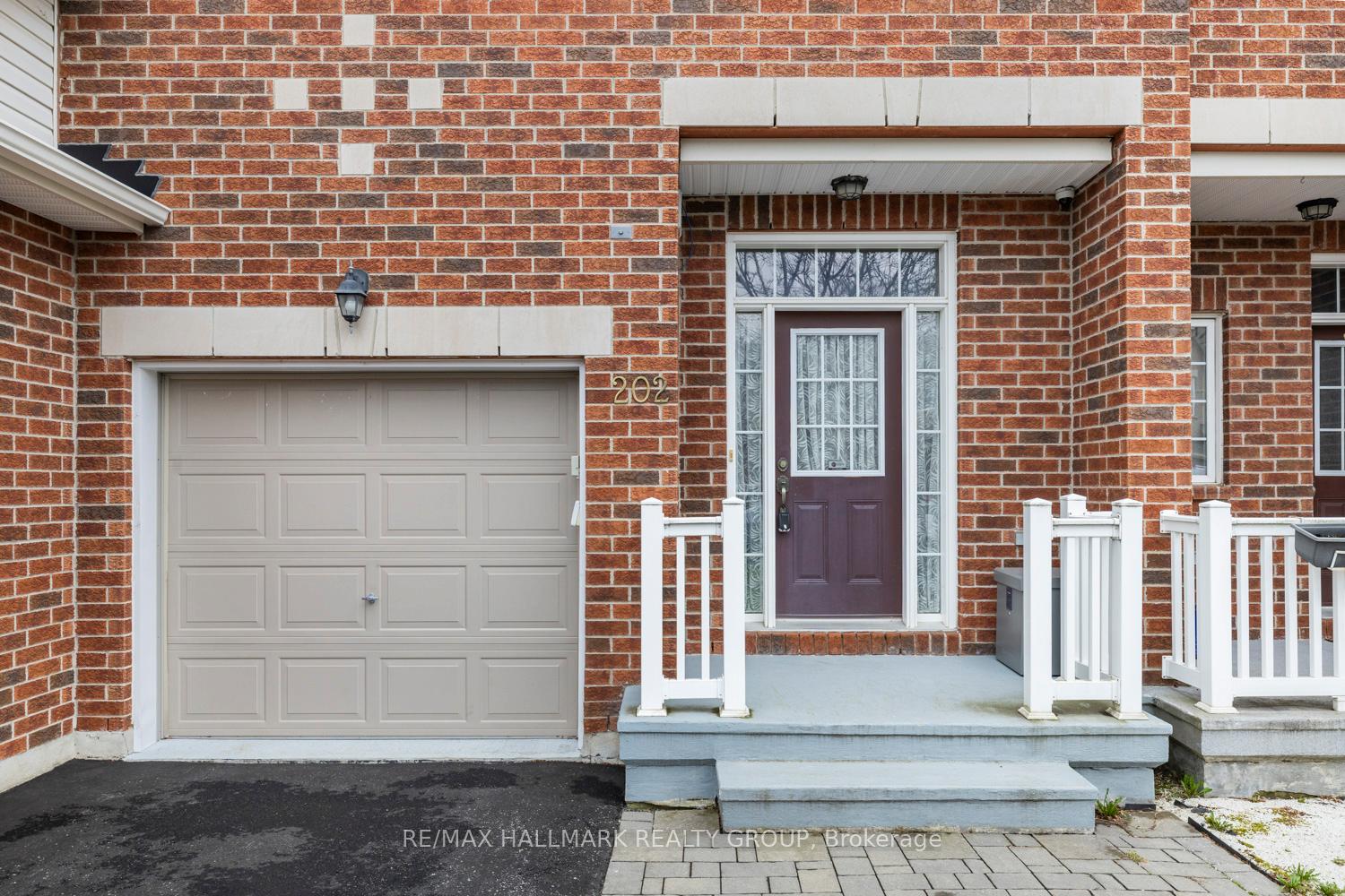Photo 2 of 202 Waymark Crescent, Ottawa, Kanata - Bridlewood — HOMEH