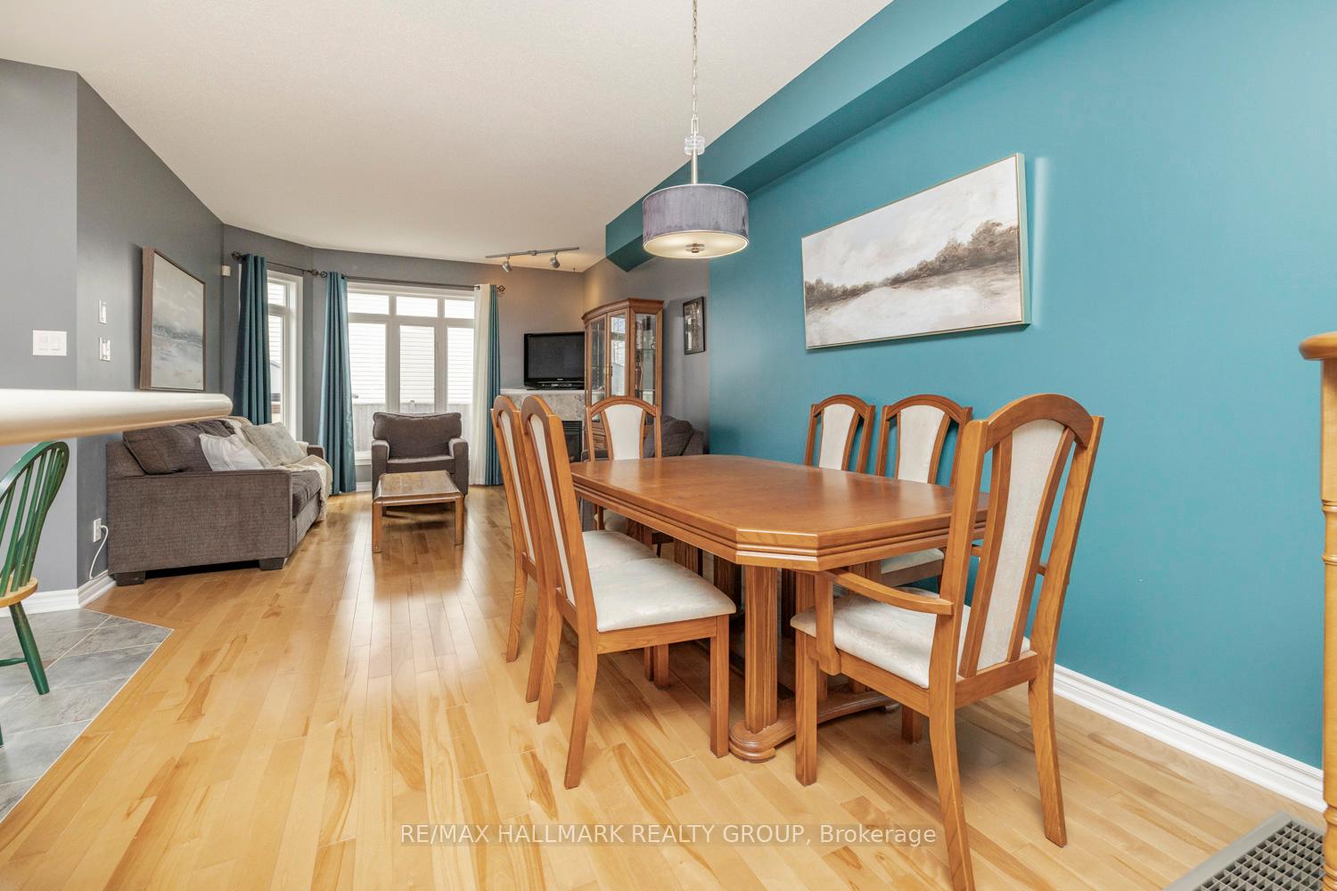 Photo 6 of 202 Waymark Crescent, Ottawa, Kanata - Bridlewood — HOMEH