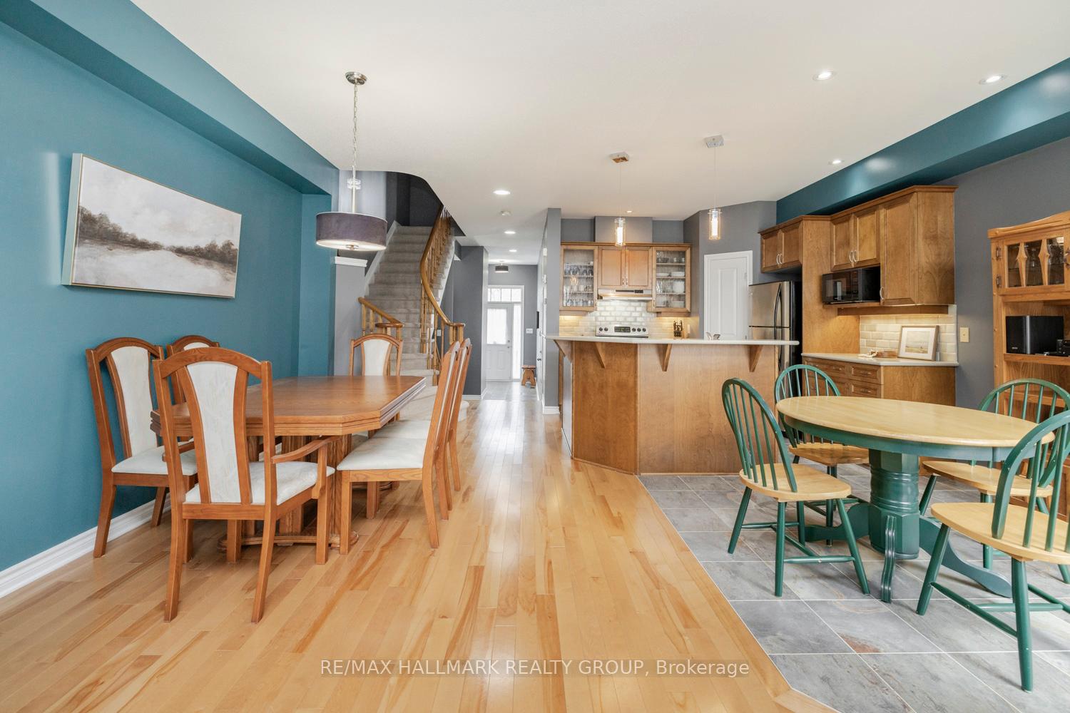 Photo 9 of 202 Waymark Crescent, Ottawa, Kanata - Bridlewood — HOMEH