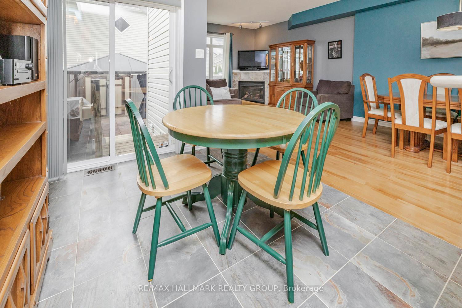 Photo 13 of 202 Waymark Crescent, Ottawa, Kanata - Bridlewood — HOMEH