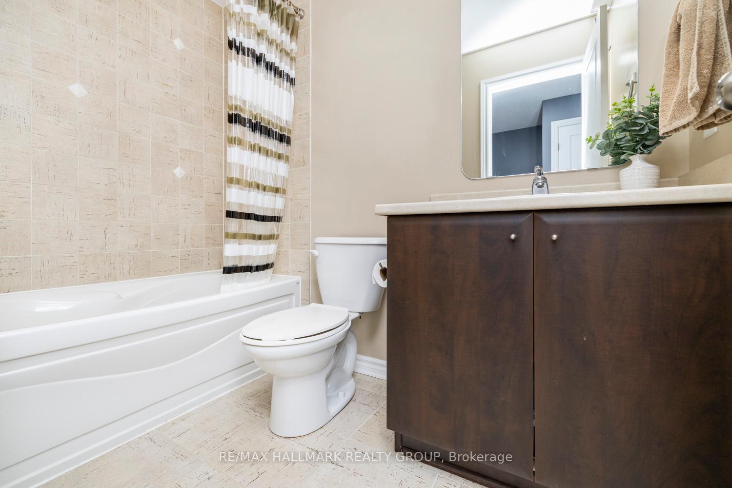 Photo 24 of 202 Waymark Crescent, Ottawa, Kanata - Bridlewood — HOMEH