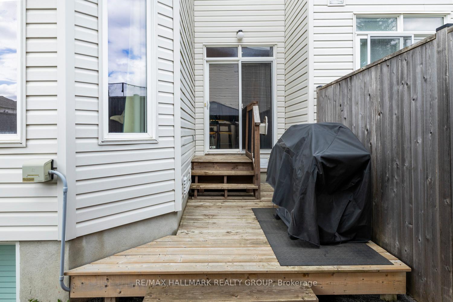 Photo 29 of 202 Waymark Crescent, Ottawa, Kanata - Bridlewood — HOMEH
