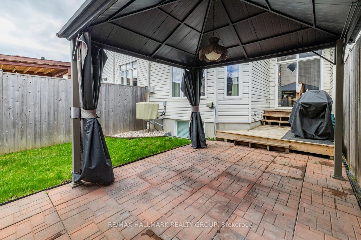 Photo 31 of 202 Waymark Crescent, Ottawa, Kanata - Bridlewood — HOMEH