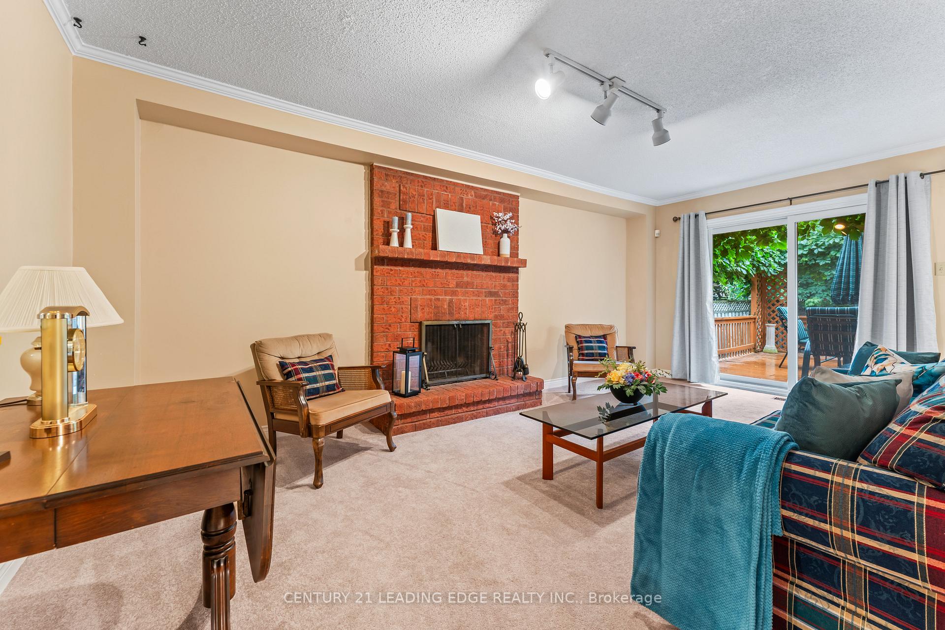 Photo 6 of 52 Bryant Road, Markham, Markham Village — HOMEH