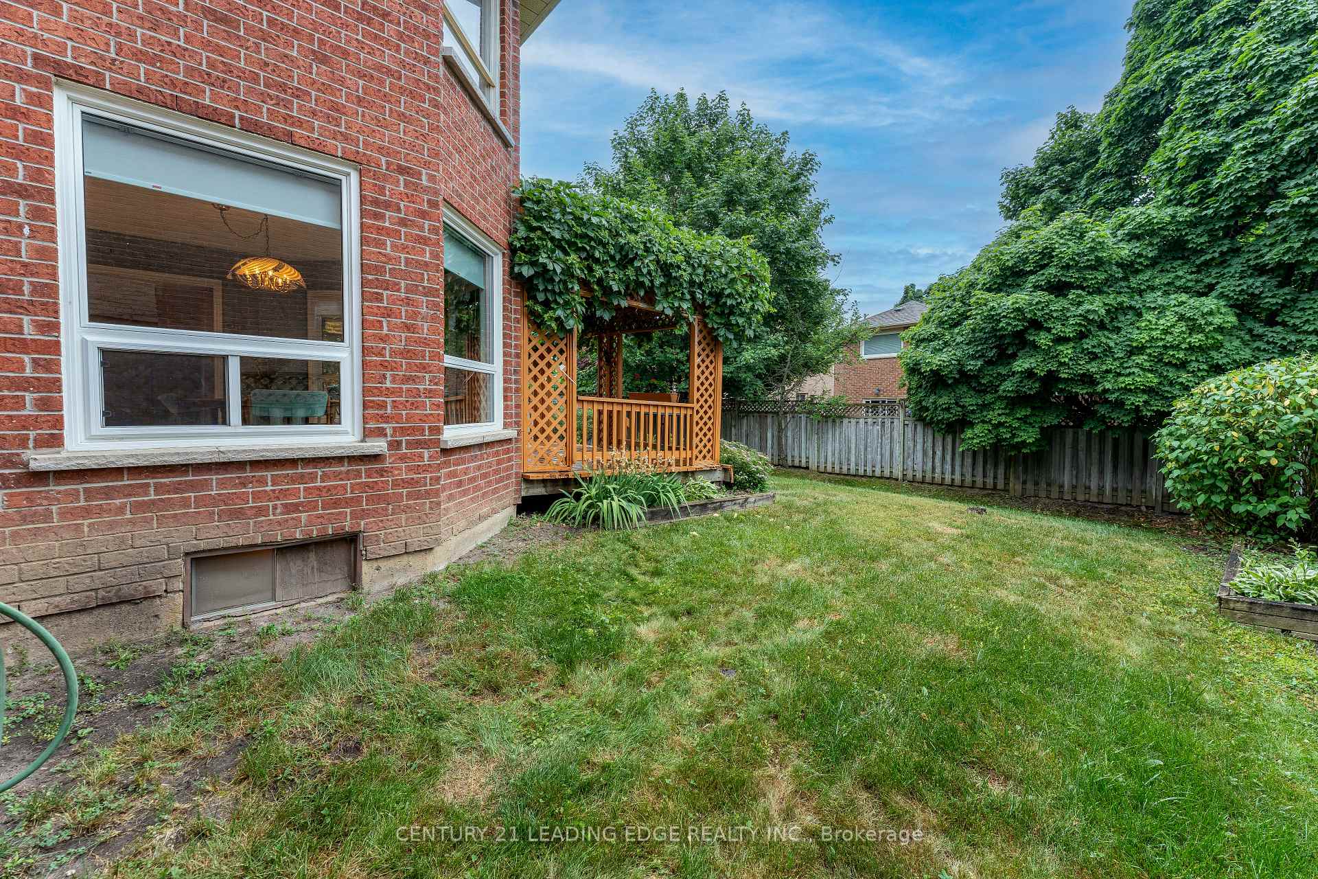 Photo 32 of 52 Bryant Road, Markham, Markham Village — HOMEH