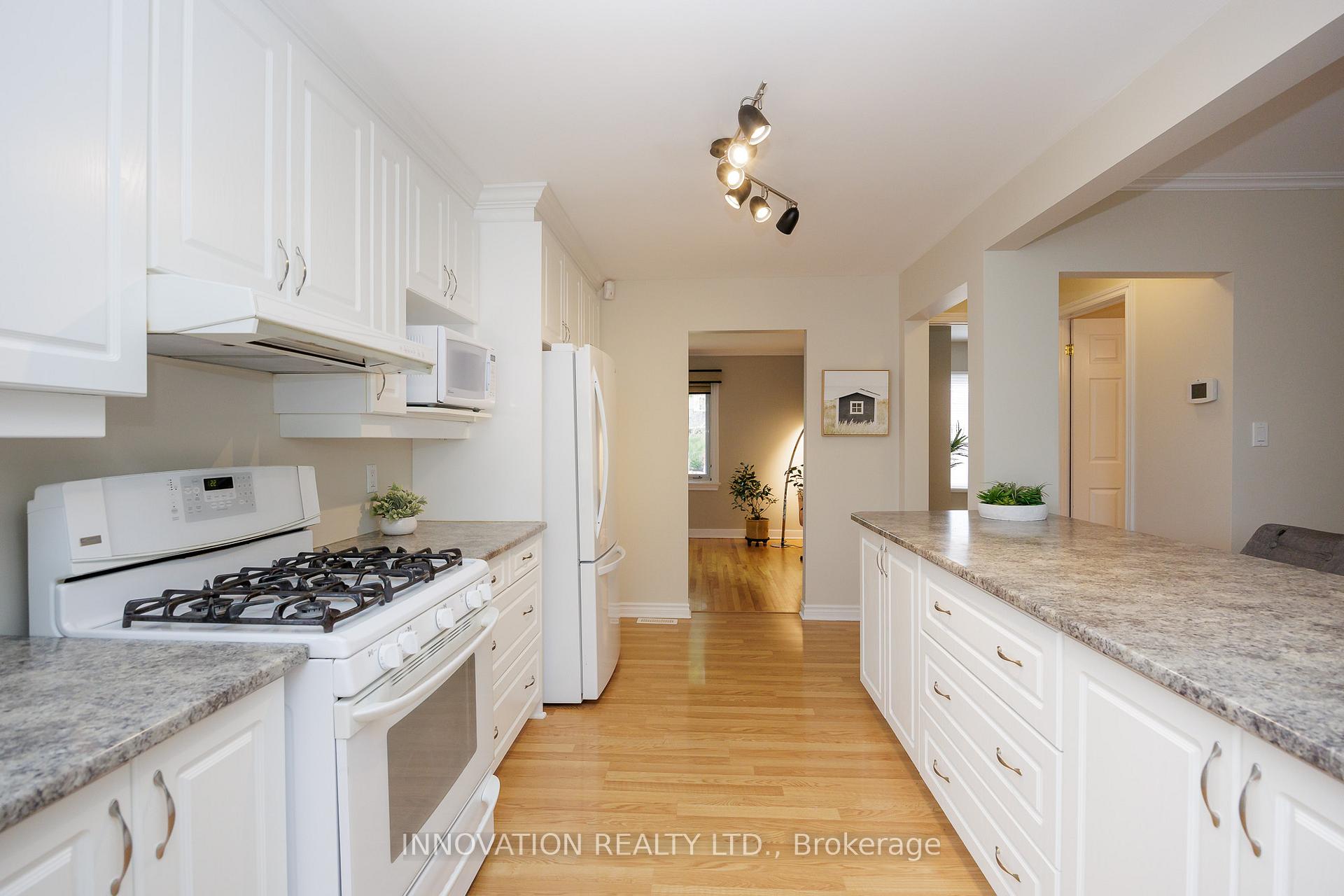 Photo 14 of 1013 Stormont Street, Ottawa, Carleton Heights — HOMEH