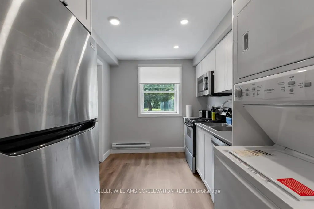 Photo 10 of Unit 2, 164-168 Picton Street E, Hamilton, North End — HOMEH
