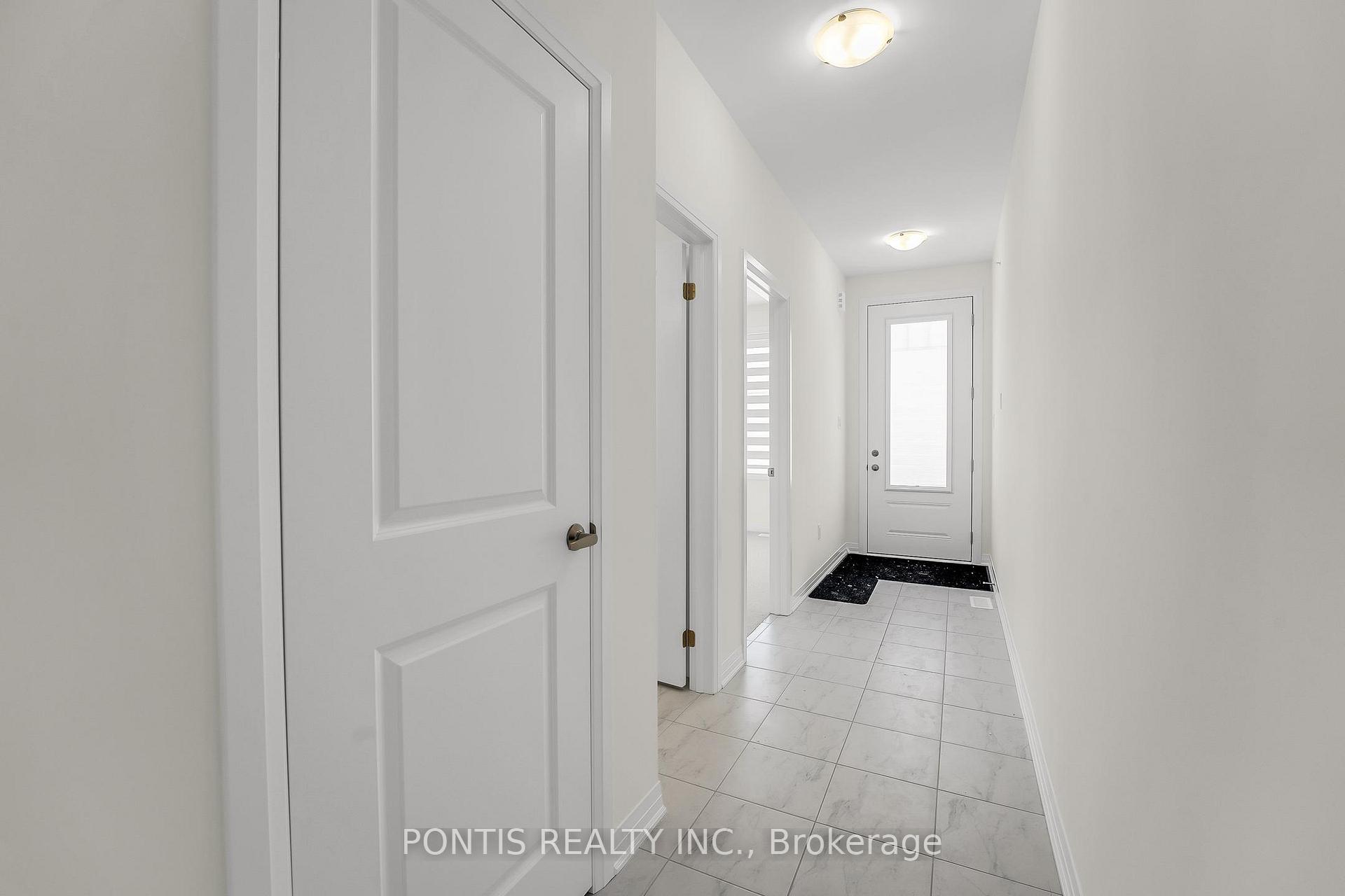 Photo 5 of 539 Hudson Crescent, Midland — HOMEH