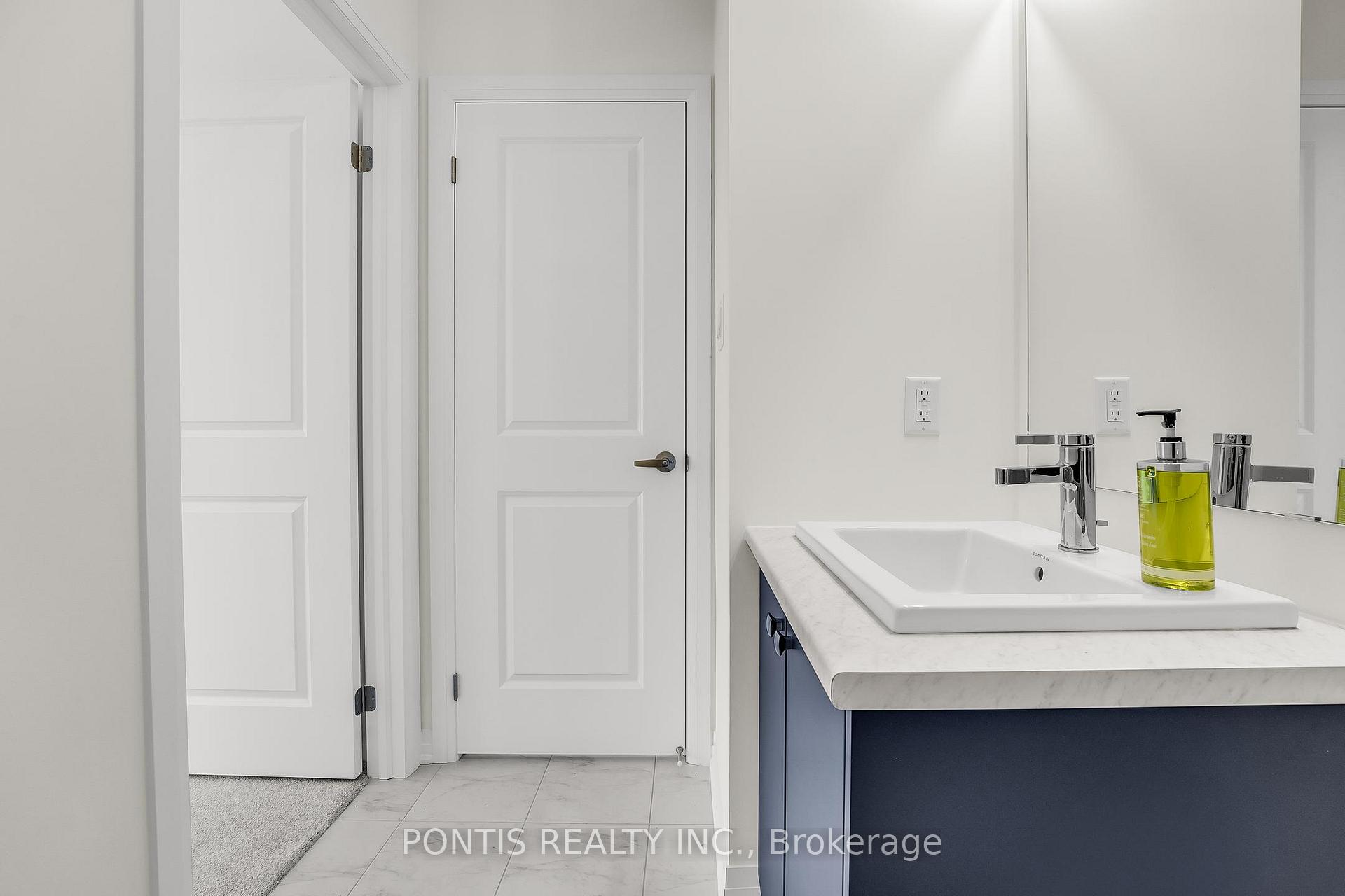 Photo 9 of 539 Hudson Crescent, Midland — HOMEH