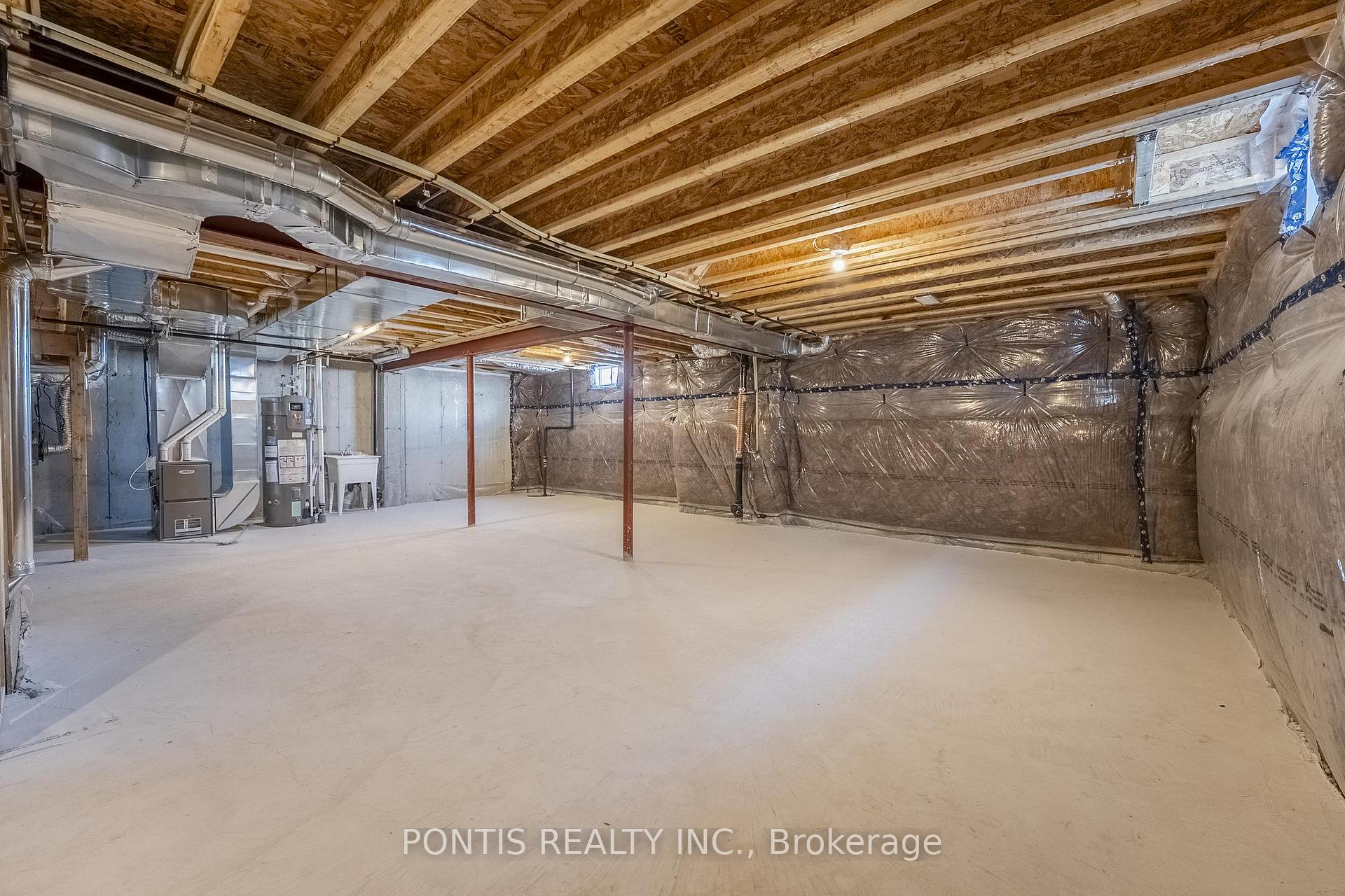Photo 34 of 539 Hudson Crescent, Midland — HOMEH