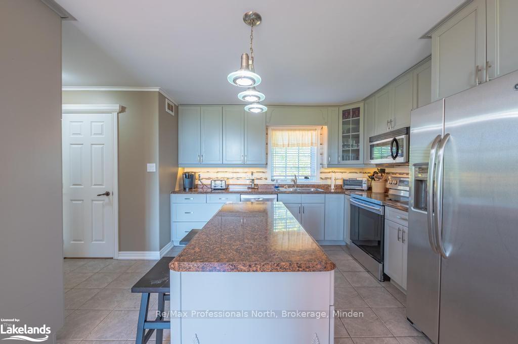 Photo 20 of 1066 Country Road, Minden Hills, Lutterworth — HOMEH