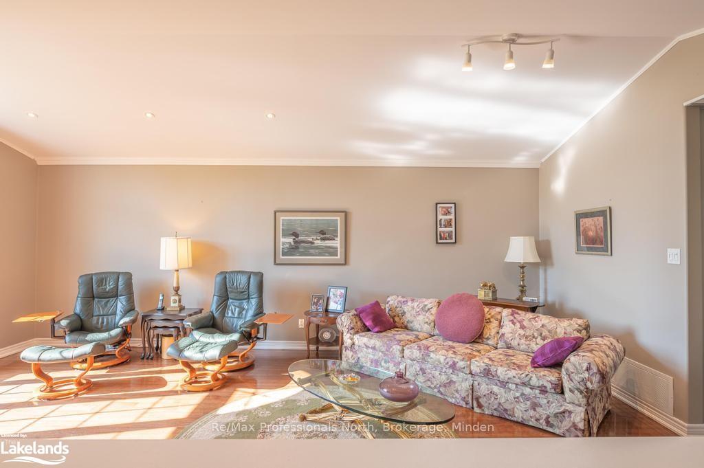 Photo 23 of 1066 Country Road, Minden Hills, Lutterworth — HOMEH