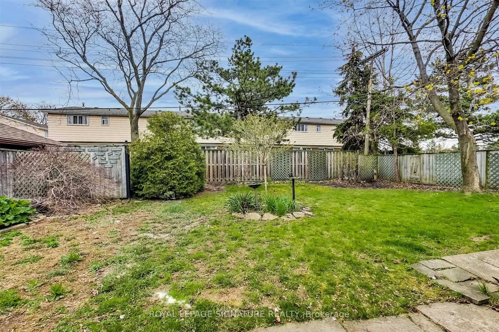 Photo 14 of Unit BST, 95 Cardinal Drive, Hamilton, Bruleville — HOMEH