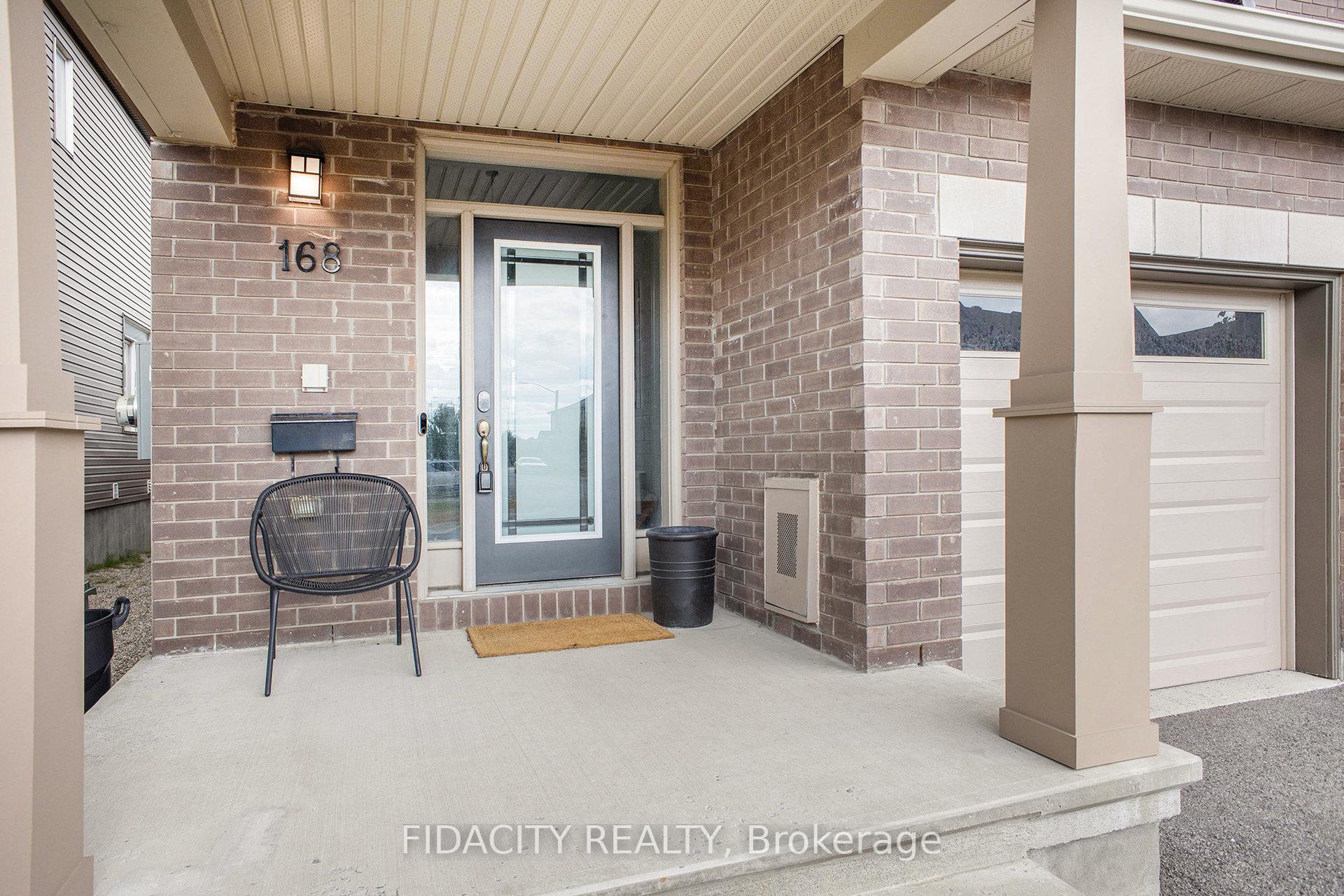 Photo 2 of 168 Overberg Way, Ottawa, Kanata - Emerald Meadows/Trailwest — HOMEH