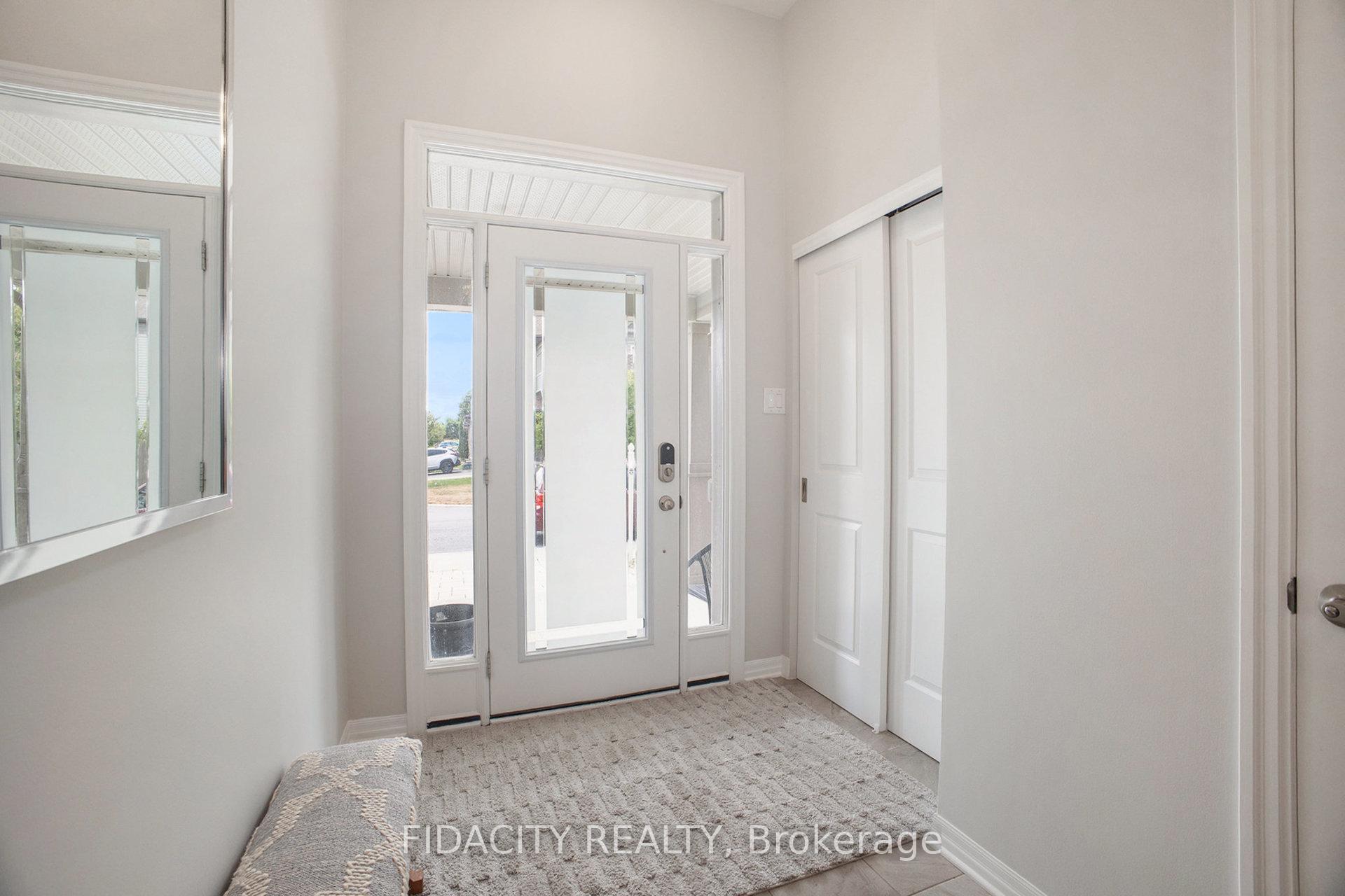 Photo 3 of 168 Overberg Way, Ottawa, Kanata - Emerald Meadows/Trailwest — HOMEH