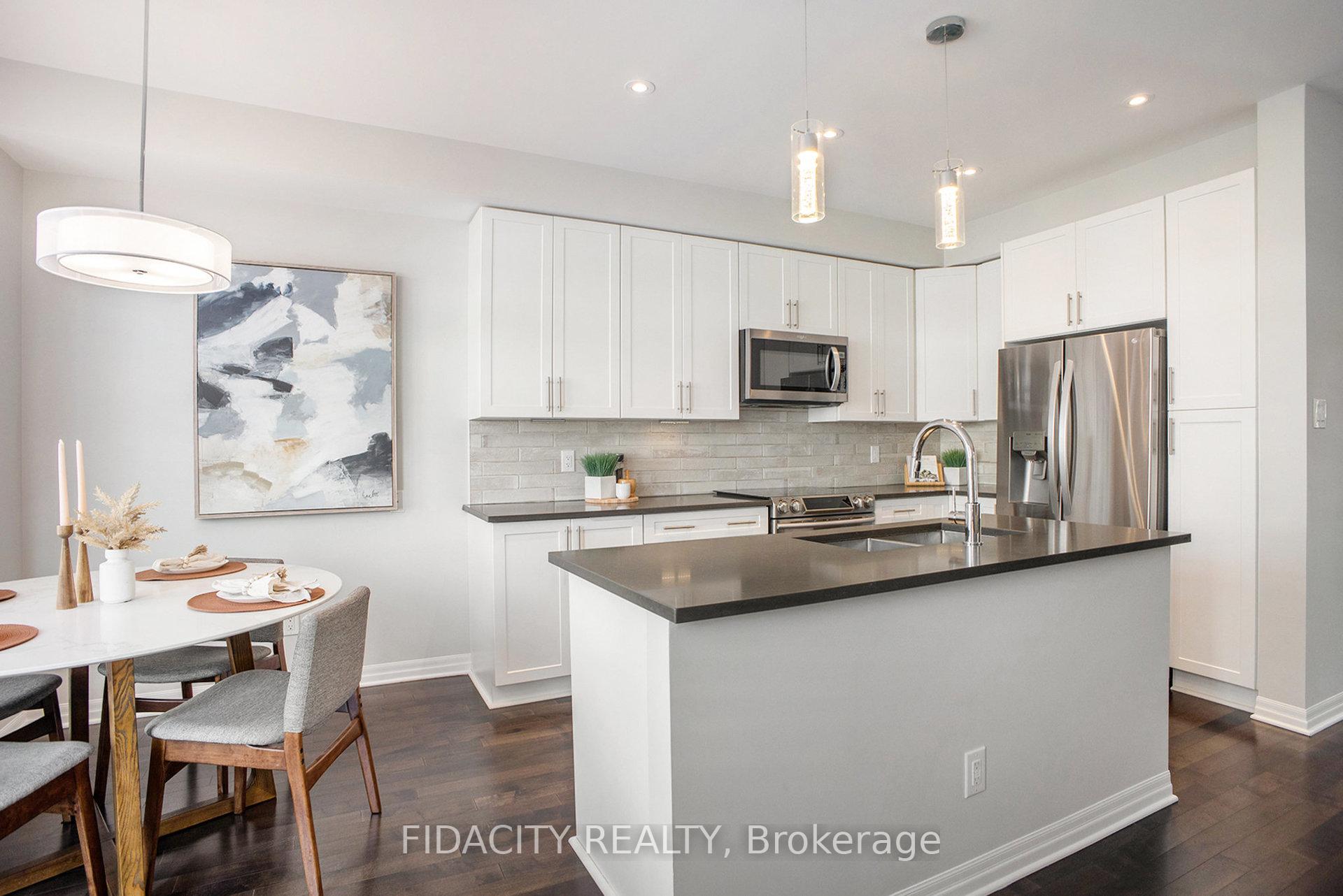 Photo 11 of 168 Overberg Way, Ottawa, Kanata - Emerald Meadows/Trailwest — HOMEH