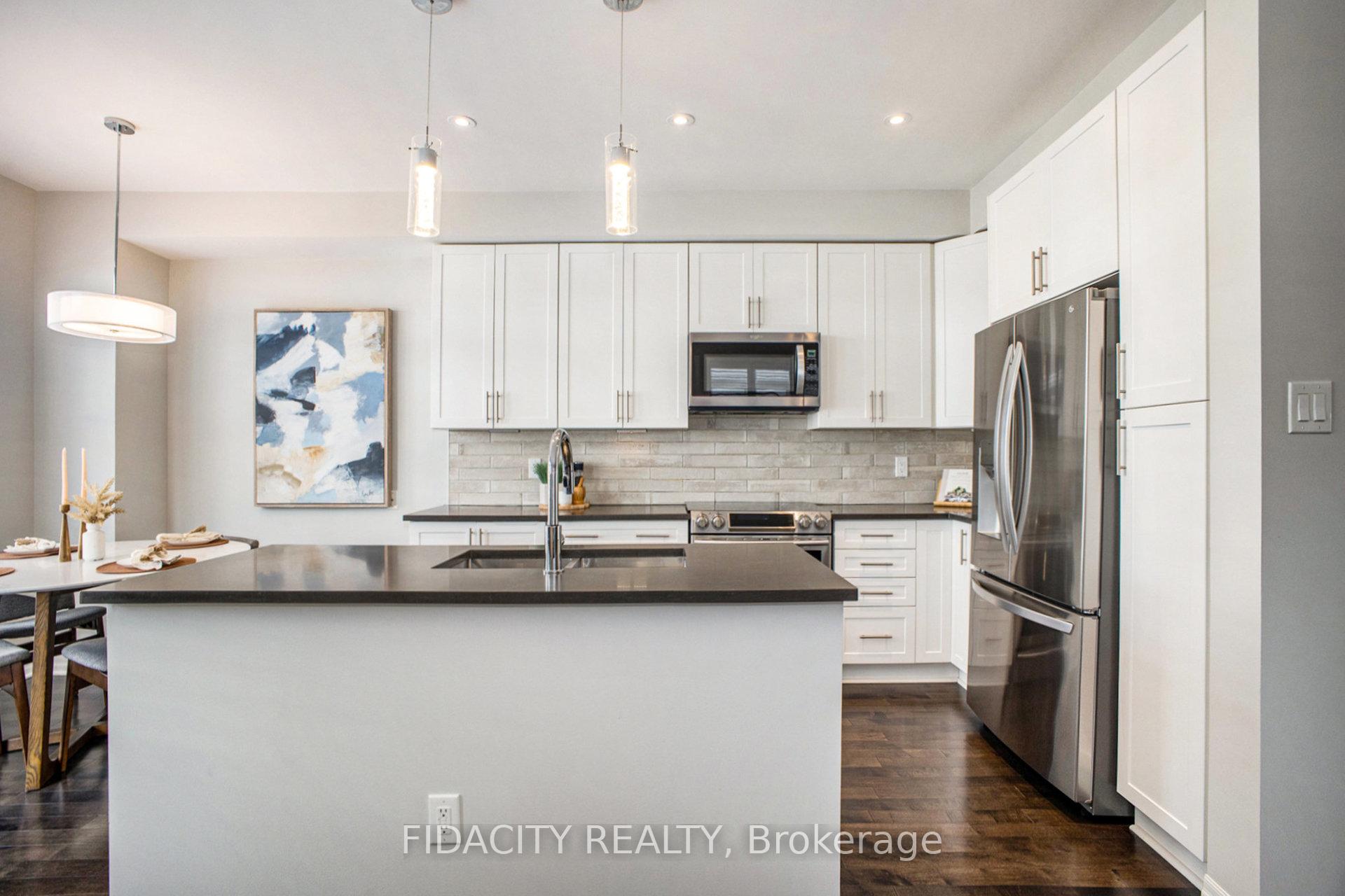 Photo 14 of 168 Overberg Way, Ottawa, Kanata - Emerald Meadows/Trailwest — HOMEH