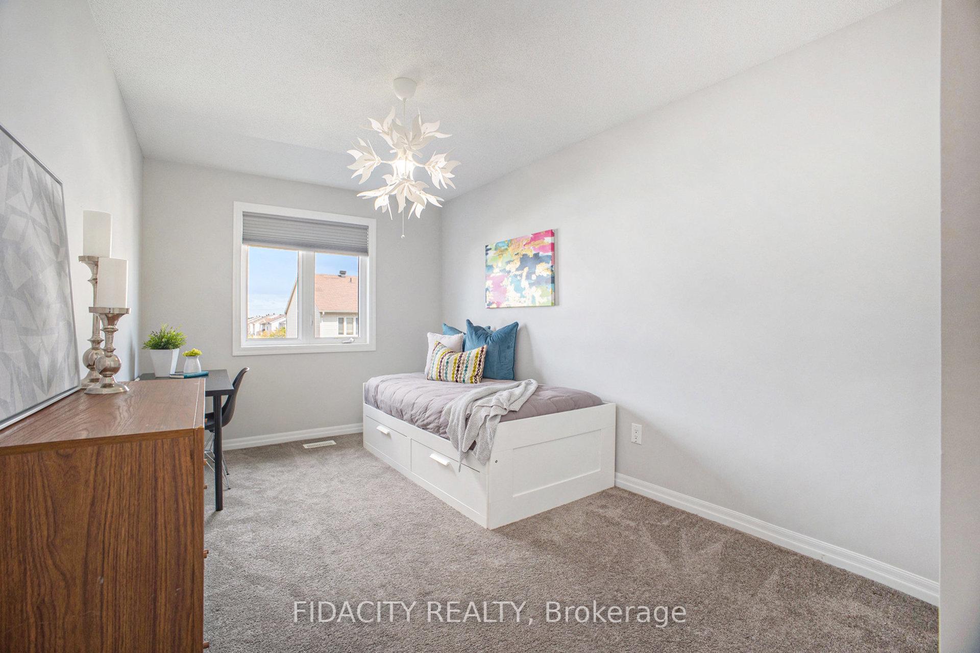 Photo 24 of 168 Overberg Way, Ottawa, Kanata - Emerald Meadows/Trailwest — HOMEH