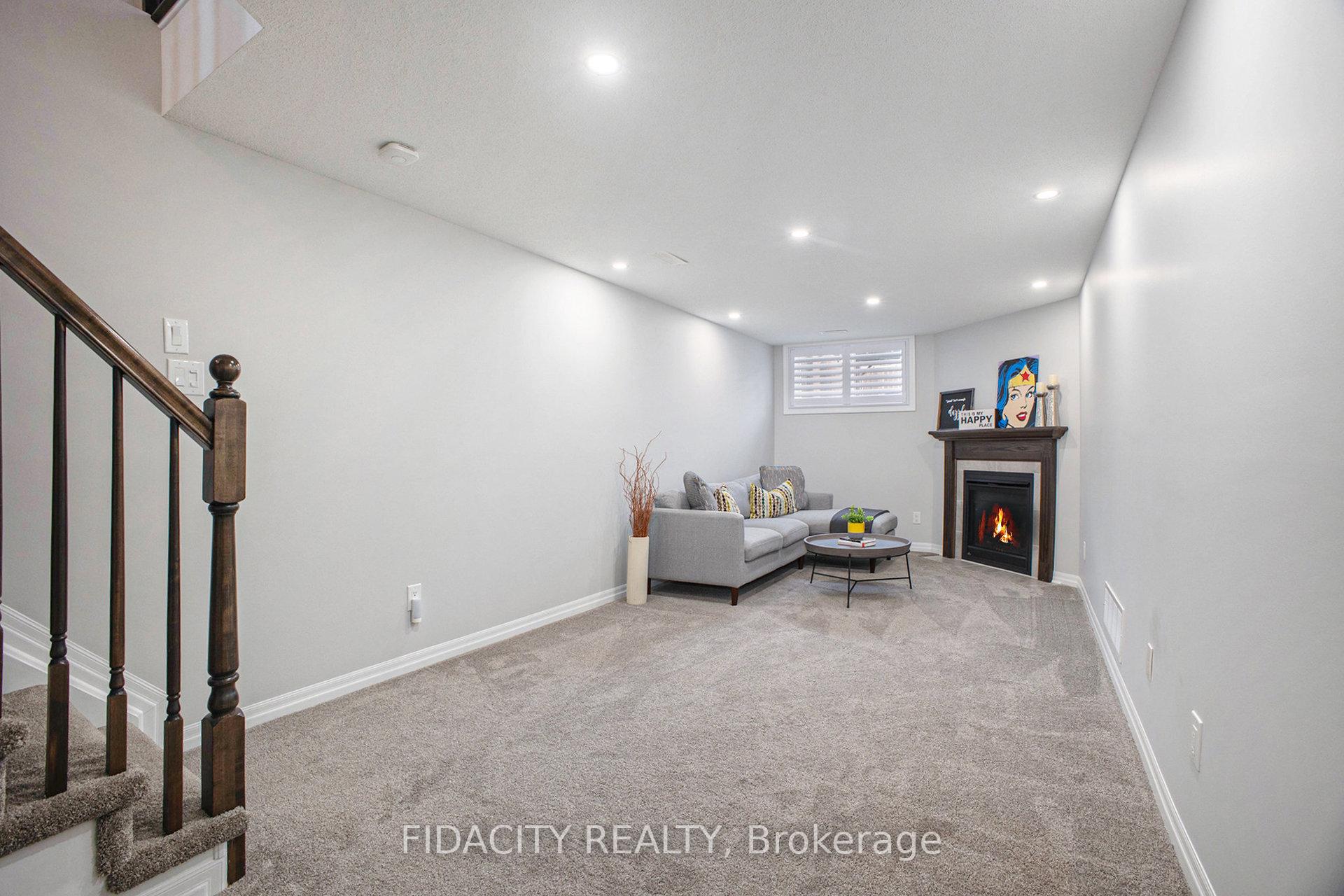 Photo 26 of 168 Overberg Way, Ottawa, Kanata - Emerald Meadows/Trailwest — HOMEH
