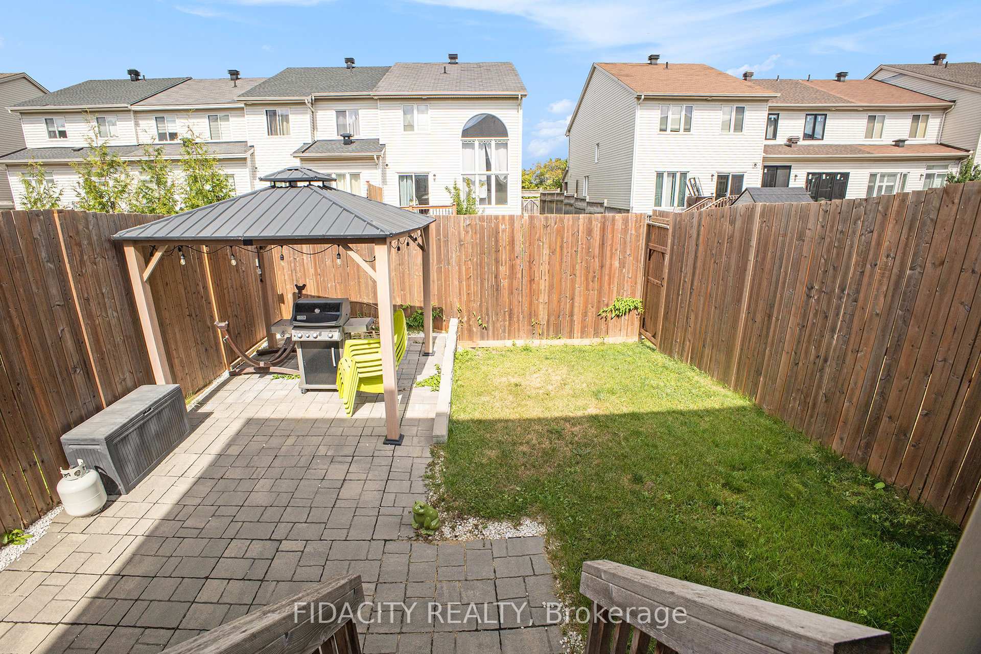 Photo 29 of 168 Overberg Way, Ottawa, Kanata - Emerald Meadows/Trailwest — HOMEH