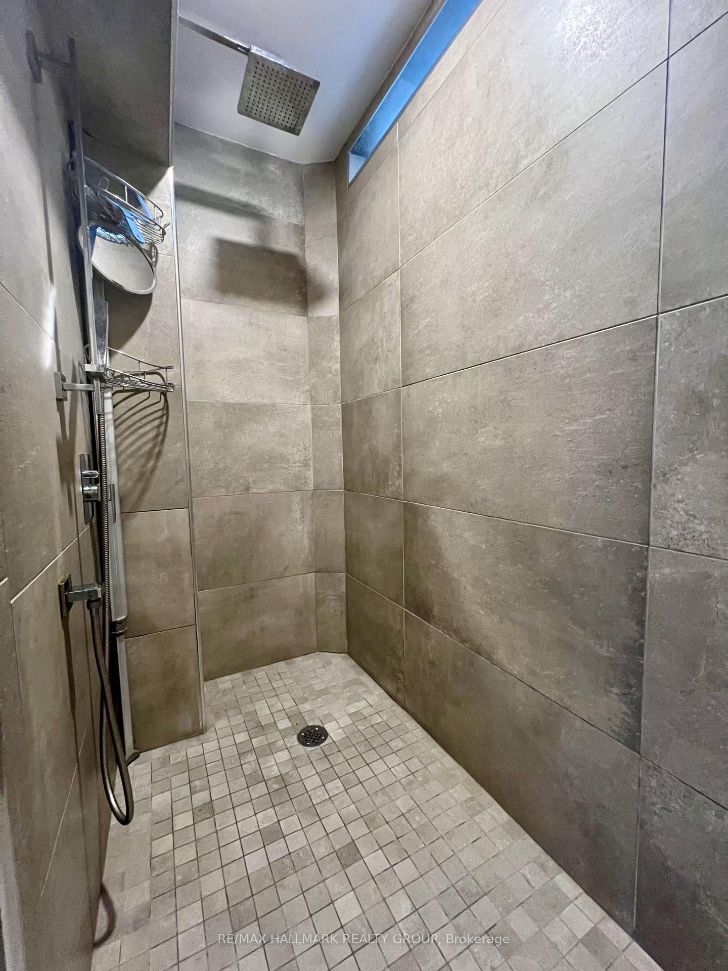 Photo 20 of 1075 Arnot Road, Ottawa, Courtland Park — HOMEH