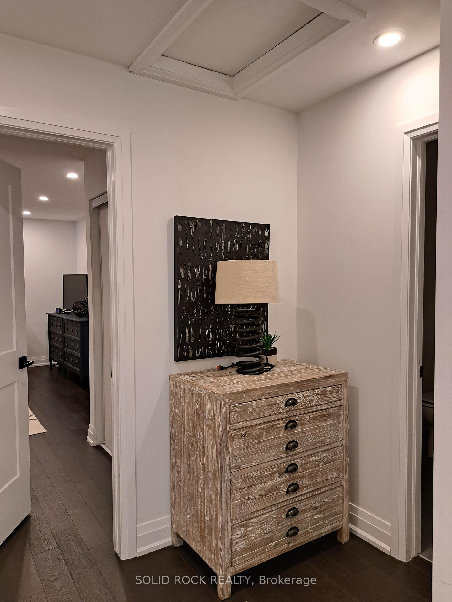 Photo 19 of 720 Rouncey Road, Ottawa, Kanata - Emerald Meadows/Trailwest — HOMEH
