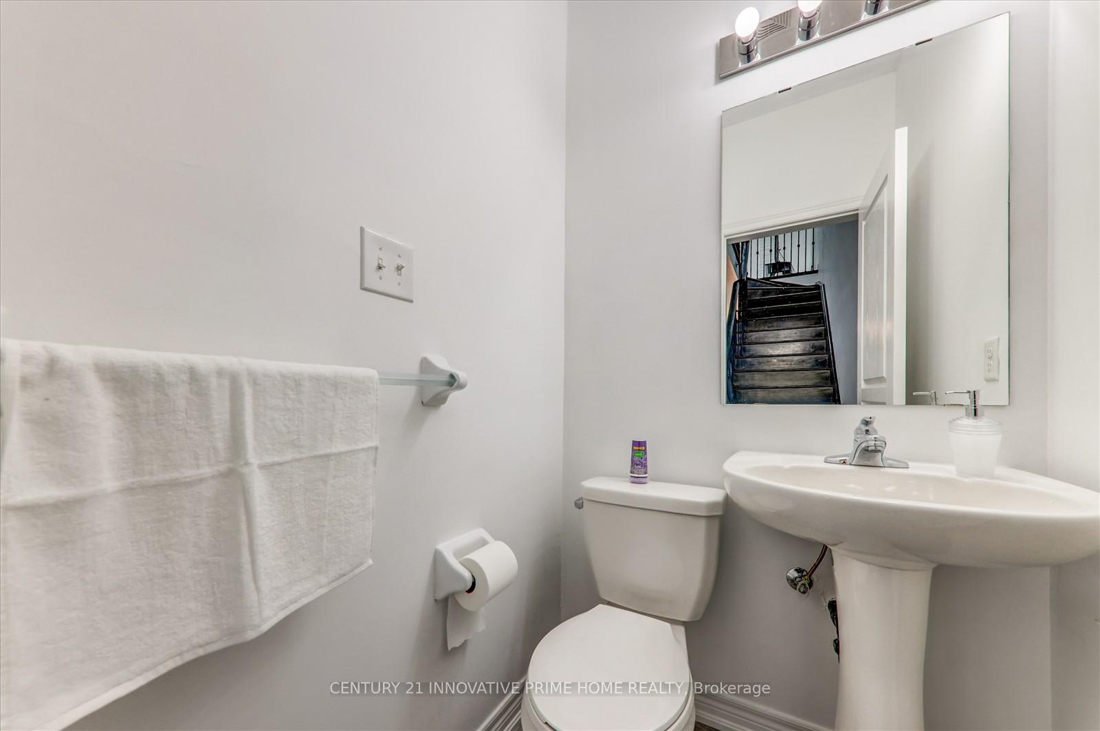 Photo 13 of 27 Red Brick Road, Markham, Cornell — HOMEH
