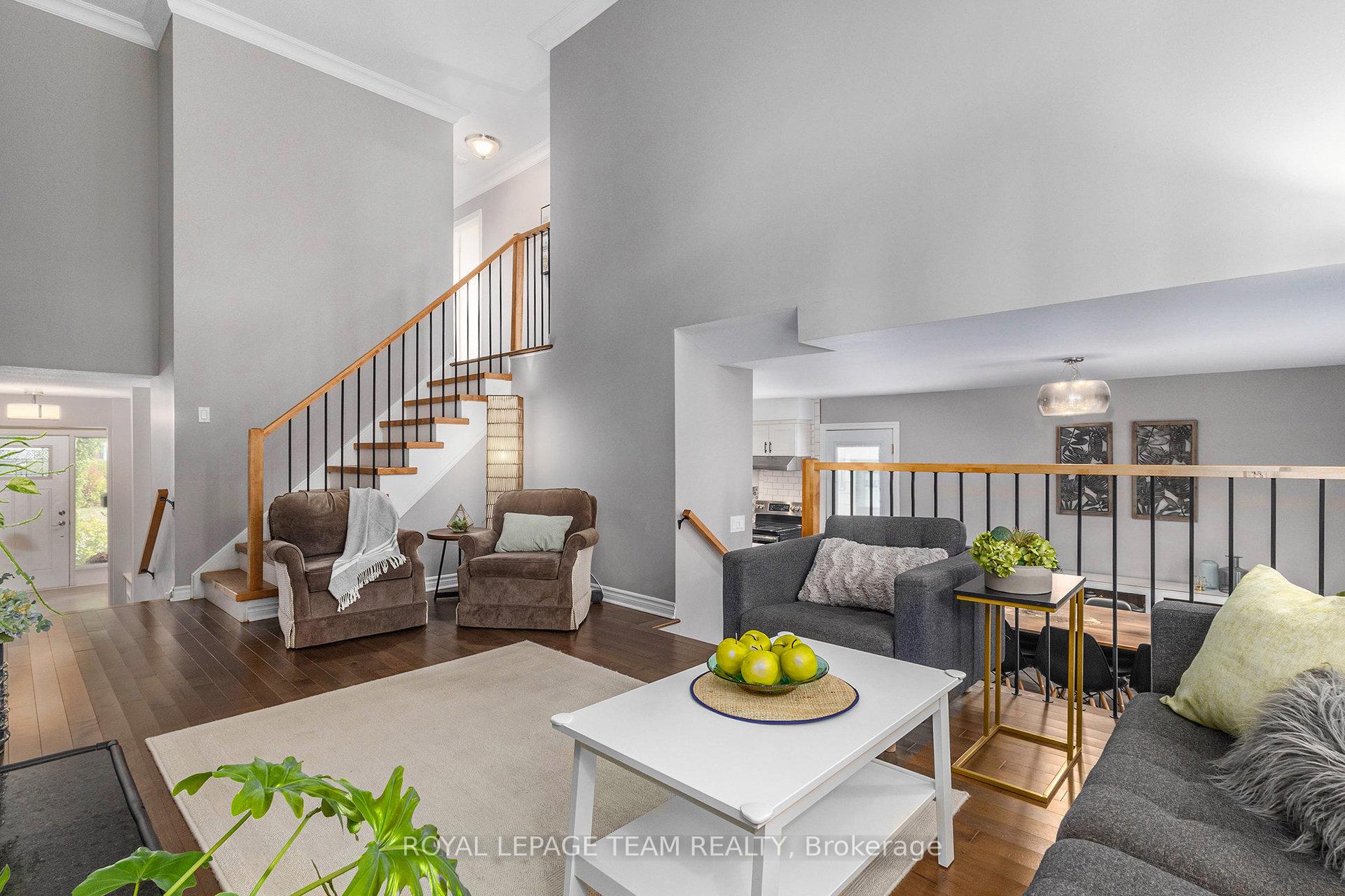 Photo 10 of 119 Huntsman Crescent, Ottawa, Kanata - Bridlewood — HOMEH