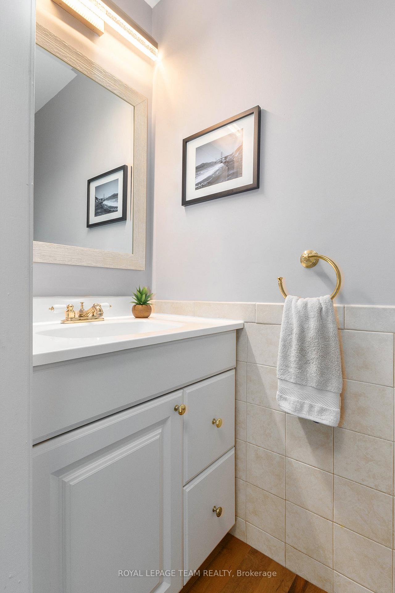 Photo 11 of 119 Huntsman Crescent, Ottawa, Kanata - Bridlewood — HOMEH