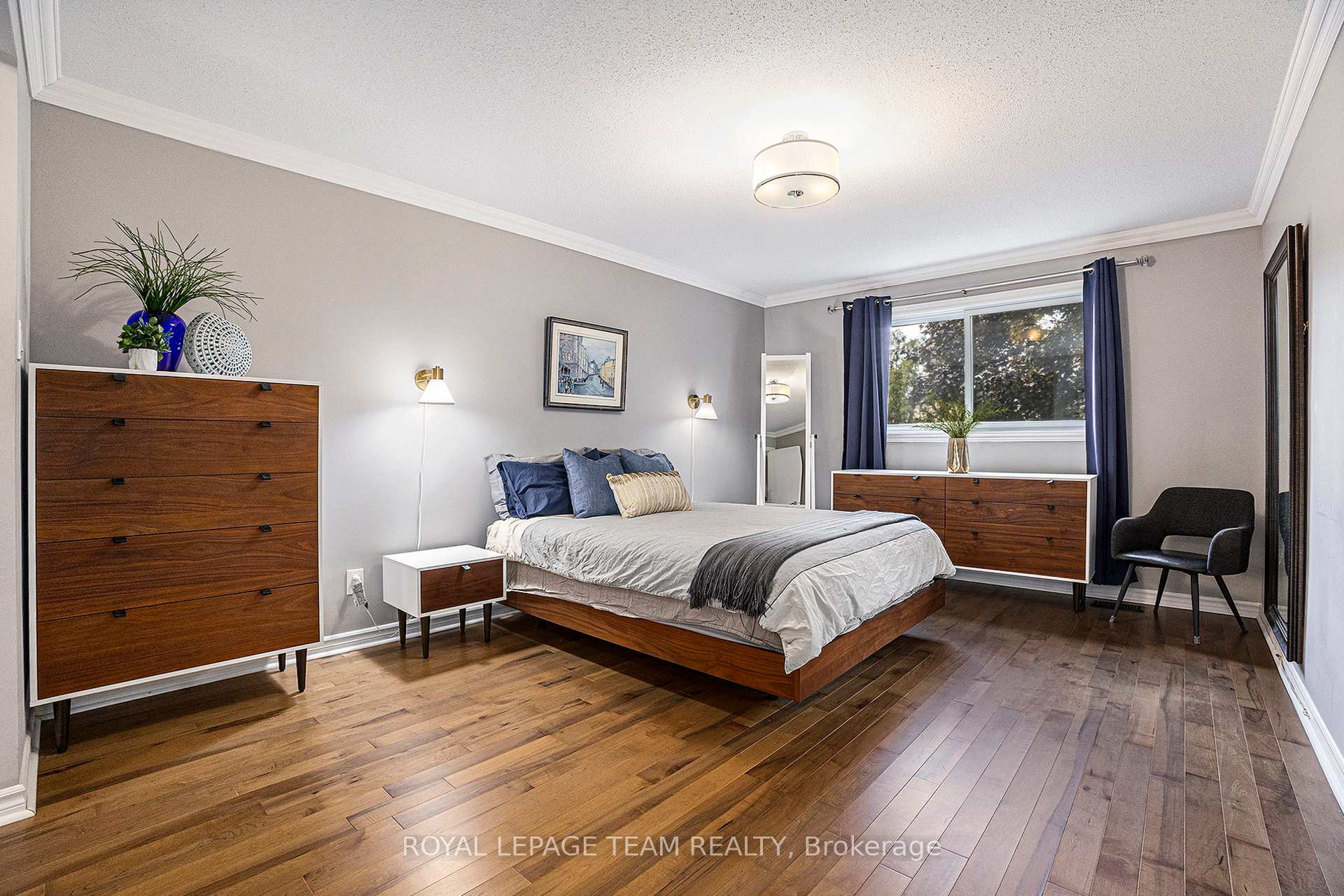 Photo 12 of 119 Huntsman Crescent, Ottawa, Kanata - Bridlewood — HOMEH
