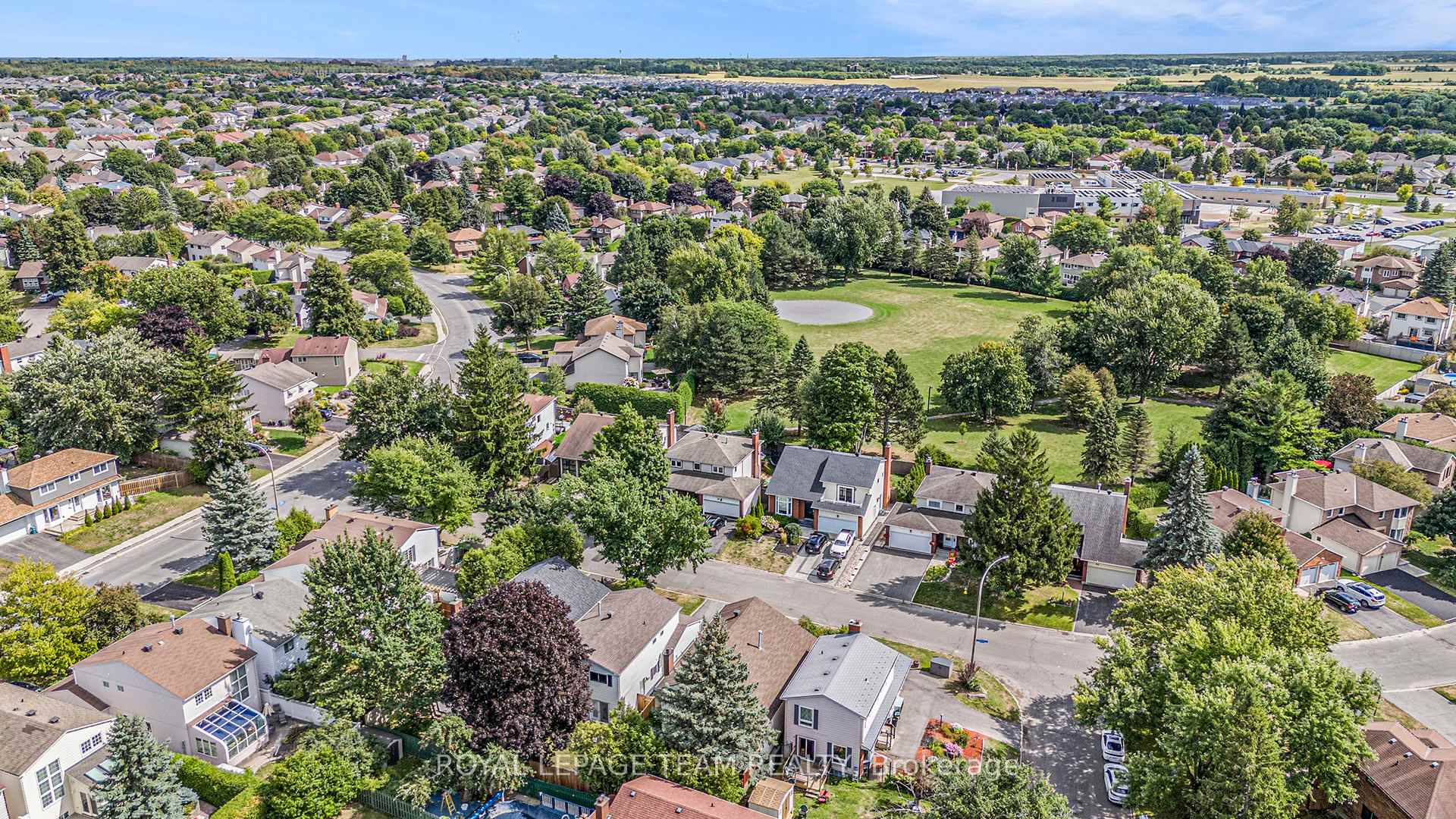 Photo 22 of 119 Huntsman Crescent, Ottawa, Kanata - Bridlewood — HOMEH