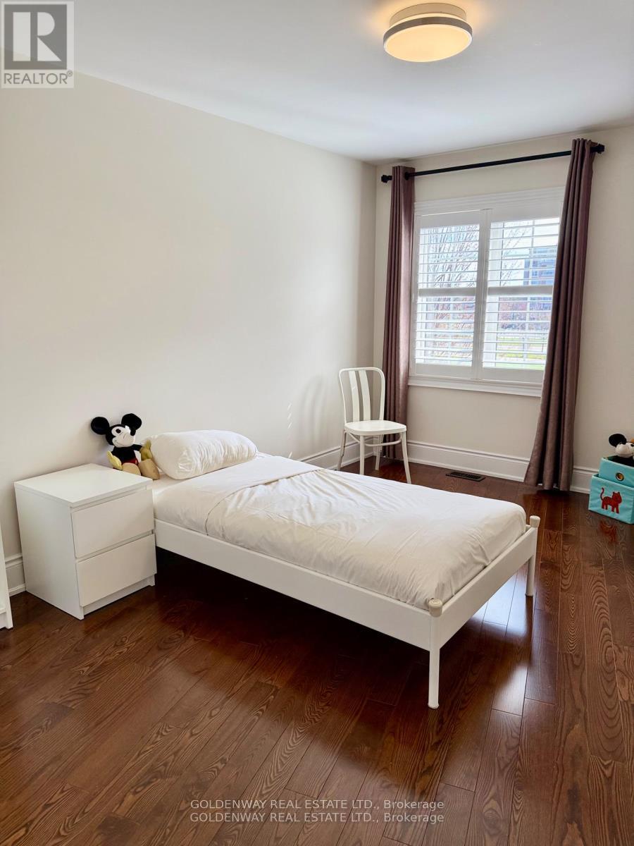 Photo 10 of 215 Angus Glen Boulevard, Markham, Angus Glen — HOMEH
