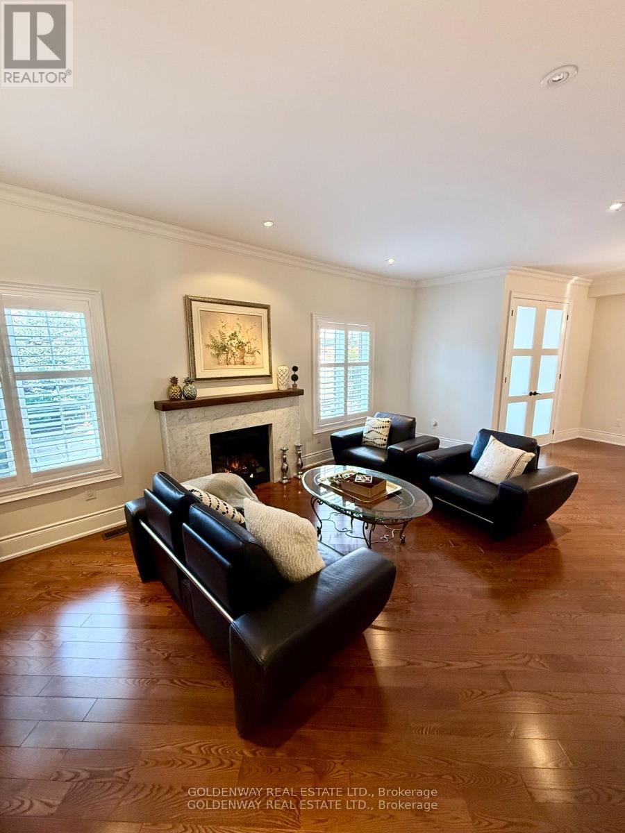 Photo 13 of 215 Angus Glen Boulevard, Markham, Angus Glen — HOMEH